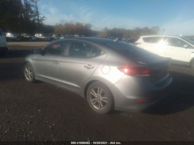 Photo 2 VIN: KMHD84LF2JU447999 - HYUNDAI ELANTRA 