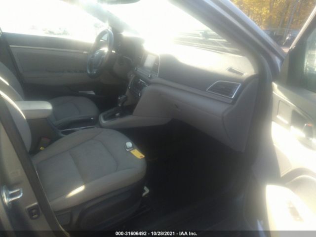 Photo 4 VIN: KMHD84LF2JU447999 - HYUNDAI ELANTRA 