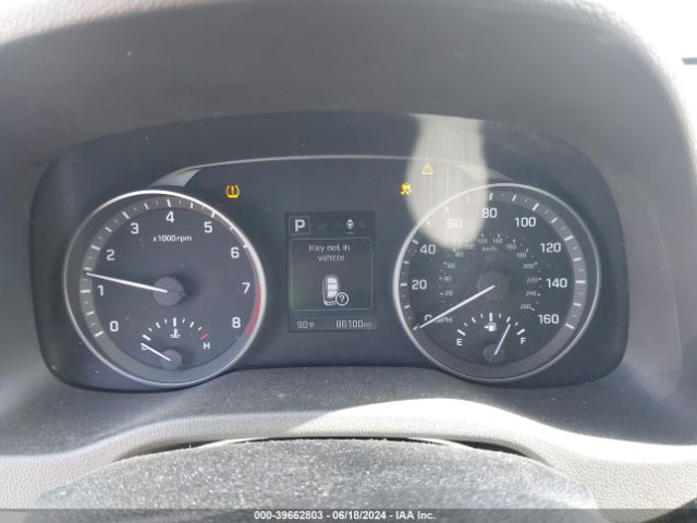 Photo 6 VIN: KMHD84LF2JU470330 - HYUNDAI ELANTRA 