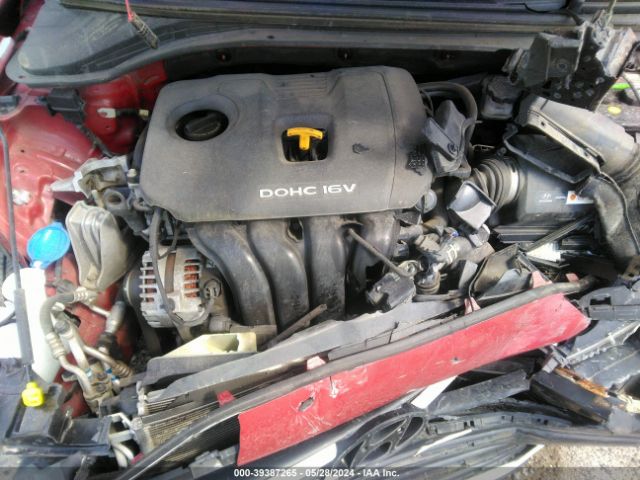 Photo 9 VIN: KMHD84LF2JU471980 - HYUNDAI ELANTRA 