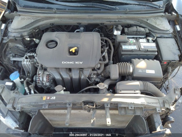 Photo 9 VIN: KMHD84LF2JU479612 - HYUNDAI ELANTRA 