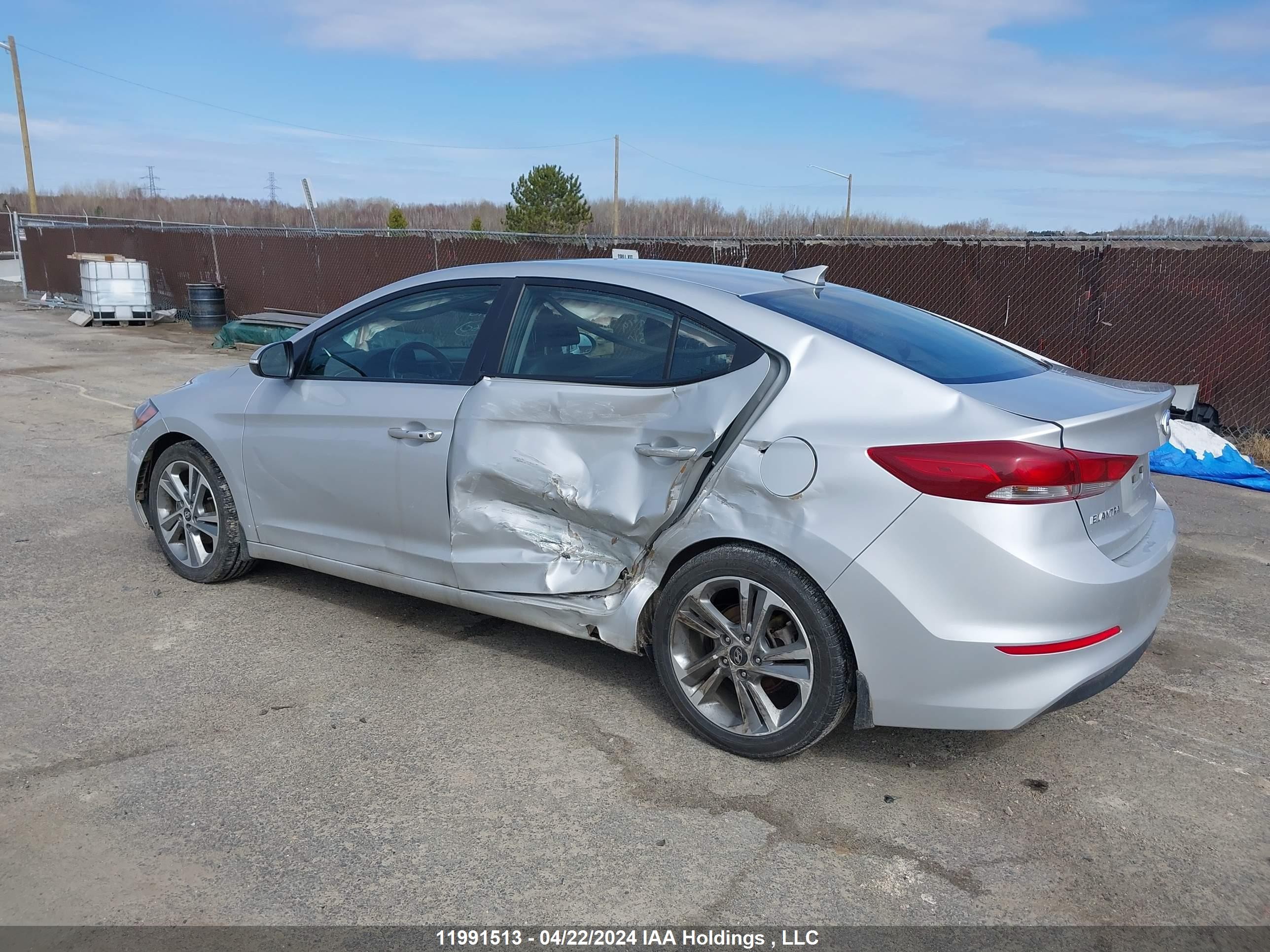 Photo 2 VIN: KMHD84LF2JU485510 - HYUNDAI ELANTRA 