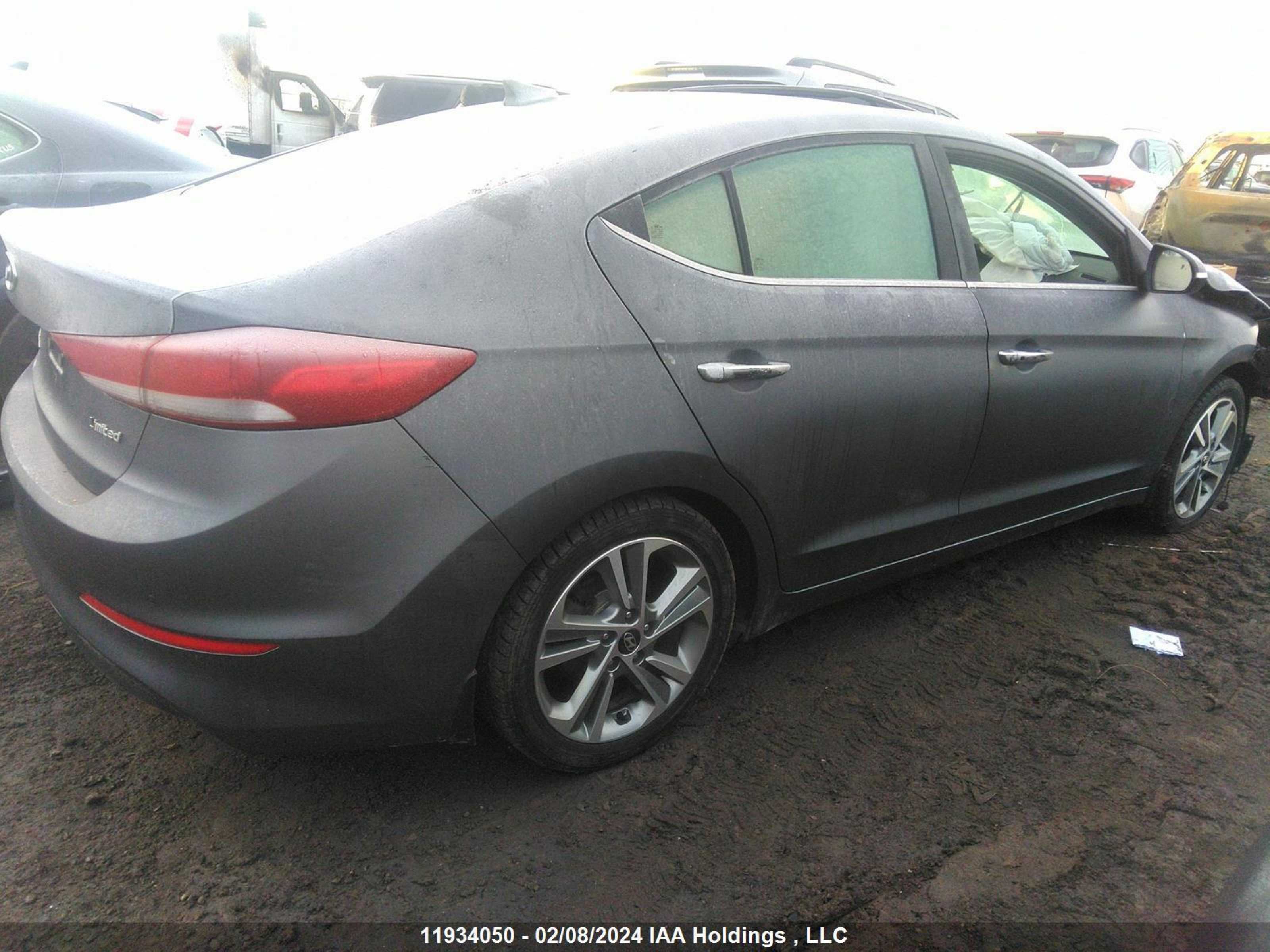 Photo 3 VIN: KMHD84LF2JU497642 - HYUNDAI ELANTRA 