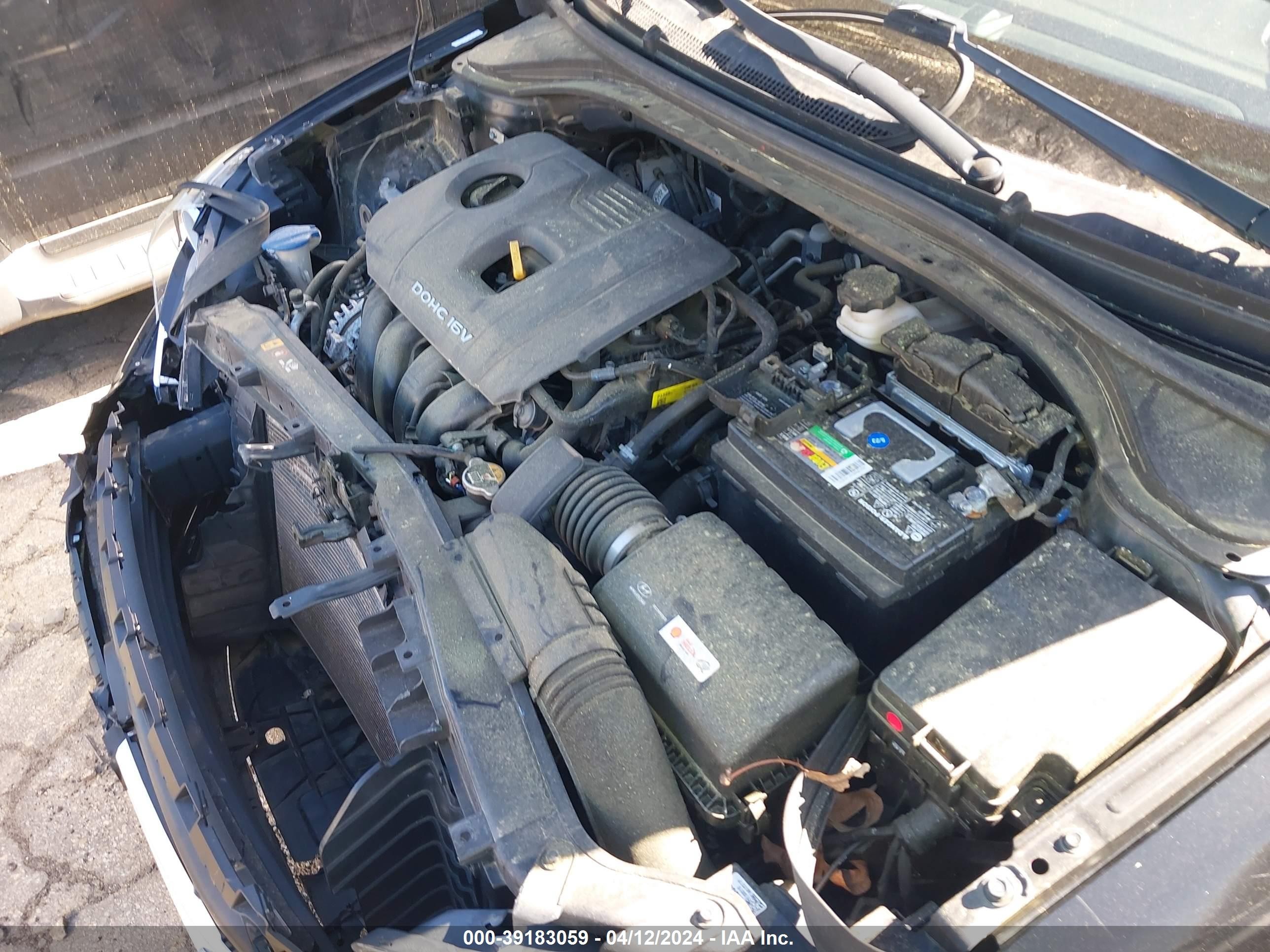 Photo 9 VIN: KMHD84LF2JU610649 - HYUNDAI ELANTRA 