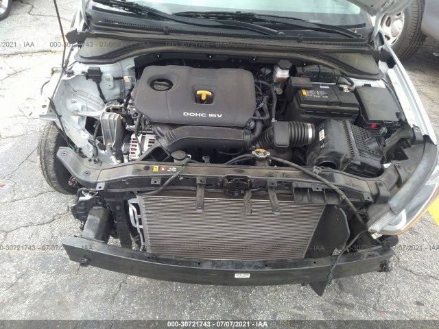 Photo 9 VIN: KMHD84LF2JU612658 - HYUNDAI ELANTRA 