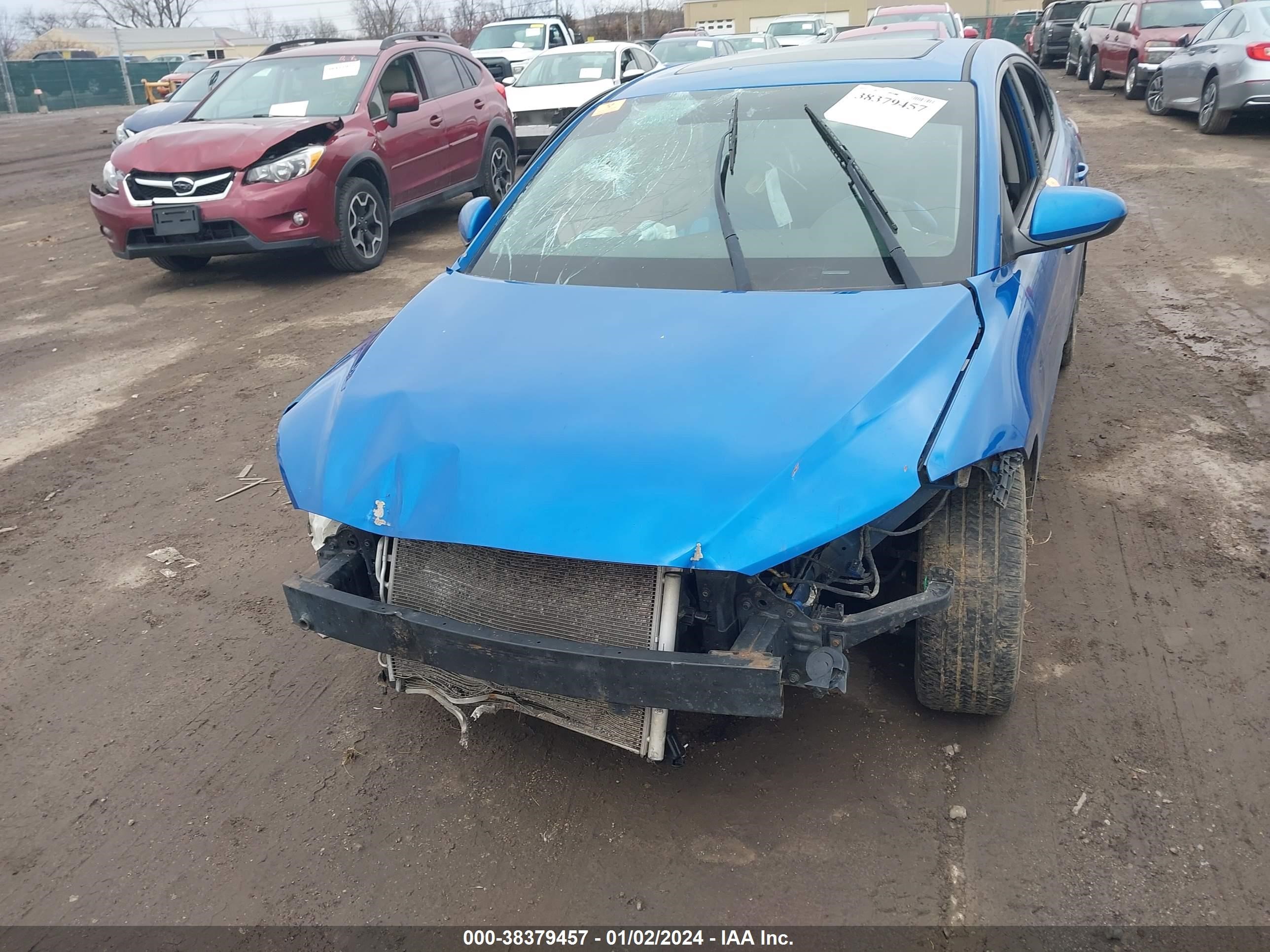 Photo 5 VIN: KMHD84LF2JU684900 - HYUNDAI ELANTRA 