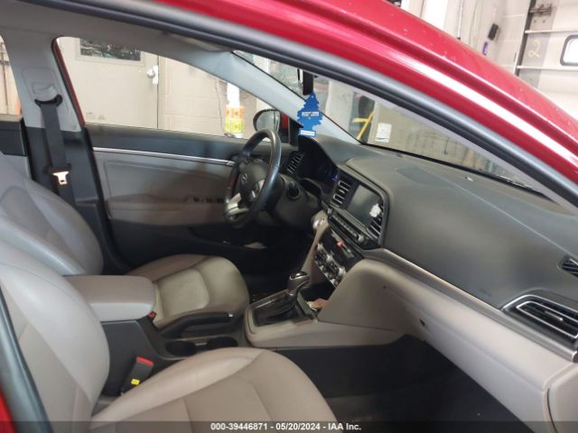 Photo 4 VIN: KMHD84LF2KU758110 - HYUNDAI ELANTRA 