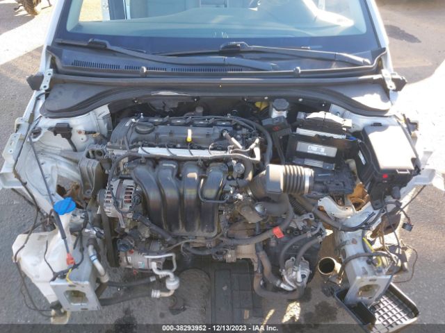 Photo 9 VIN: KMHD84LF2KU767728 - HYUNDAI ELANTRA 