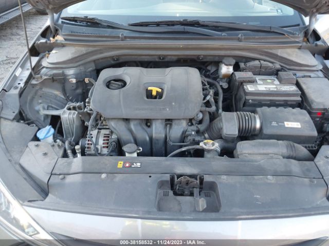 Photo 9 VIN: KMHD84LF2KU771097 - HYUNDAI ELANTRA 