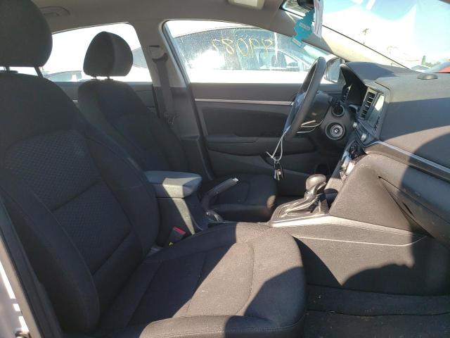 Photo 4 VIN: KMHD84LF2KU818306 - HYUNDAI ELANTRA SE 