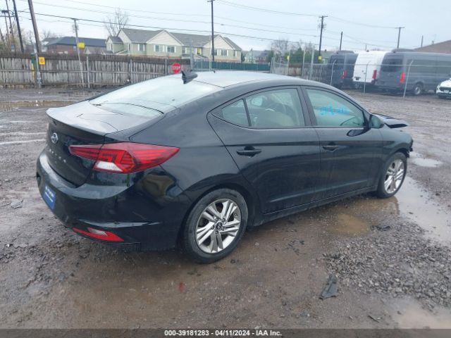 Photo 3 VIN: KMHD84LF2KU834635 - HYUNDAI ELANTRA 