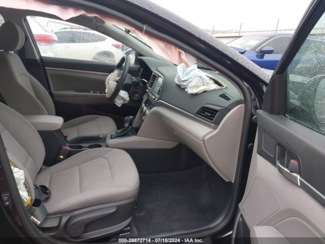 Photo 4 VIN: KMHD84LF2KU855629 - HYUNDAI ELANTRA 