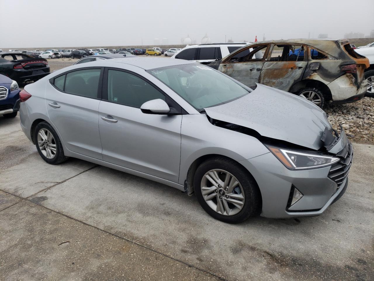 Photo 3 VIN: KMHD84LF2LU043989 - HYUNDAI ELANTRA 