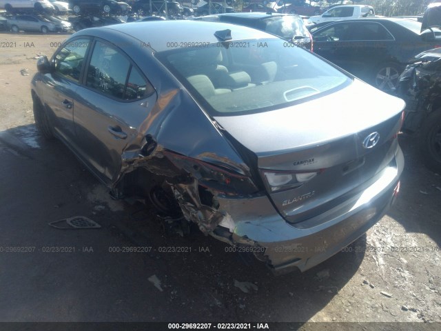 Photo 5 VIN: KMHD84LF3HU063403 - HYUNDAI ELANTRA 