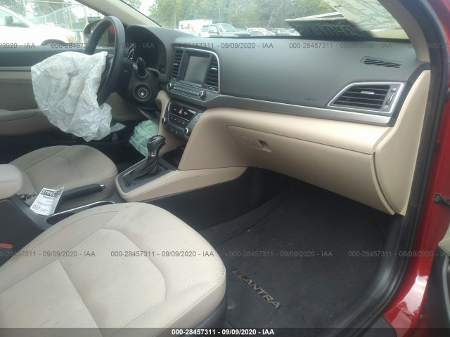 Photo 4 VIN: KMHD84LF3HU074644 - HYUNDAI ELANTRA 