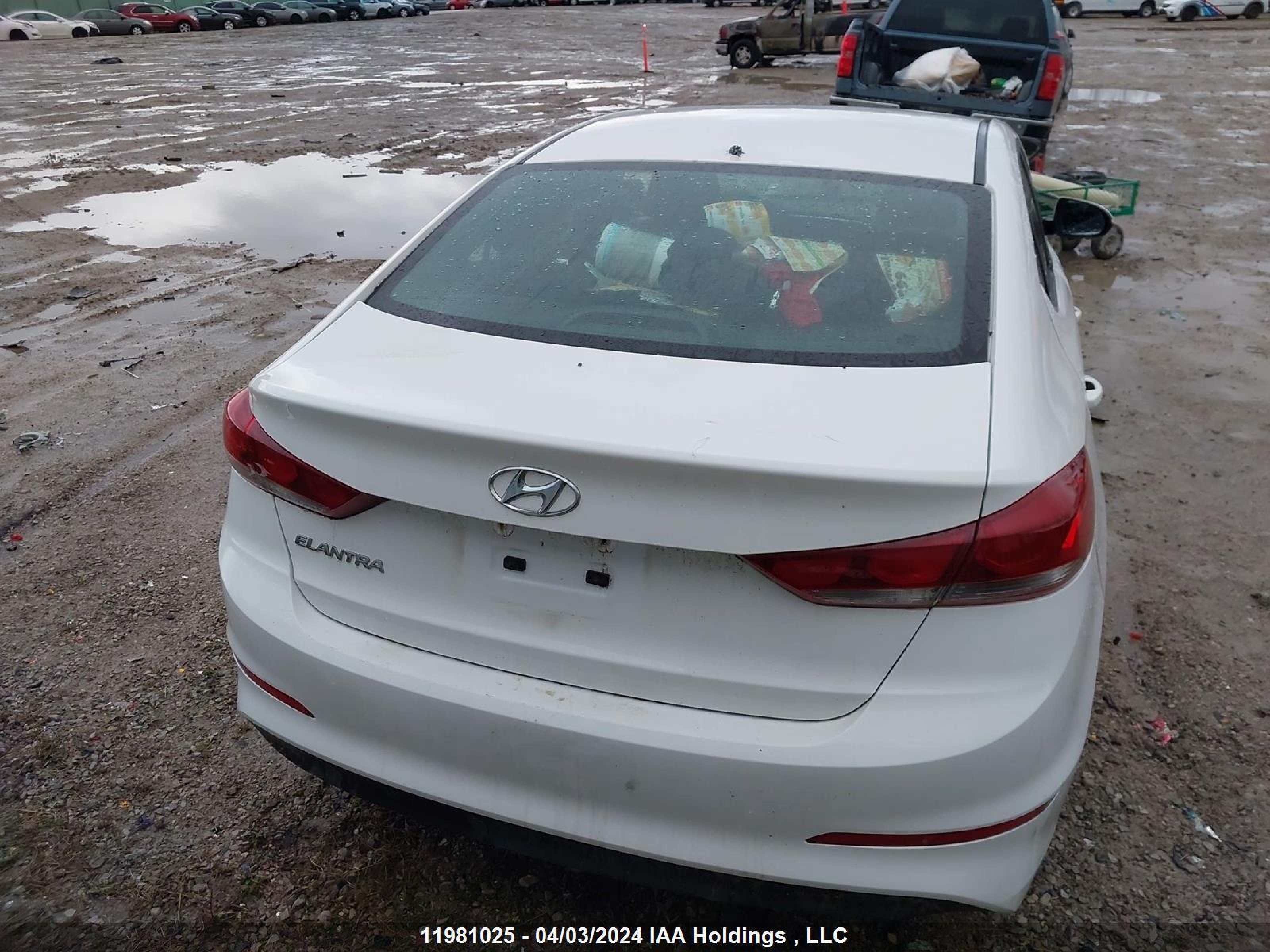 Photo 14 VIN: KMHD84LF3HU122322 - HYUNDAI ELANTRA 