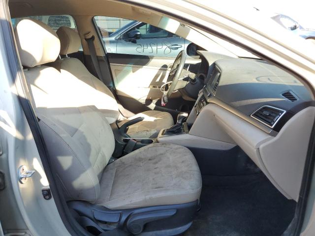 Photo 4 VIN: KMHD84LF3HU164876 - HYUNDAI ELANTRA SE 