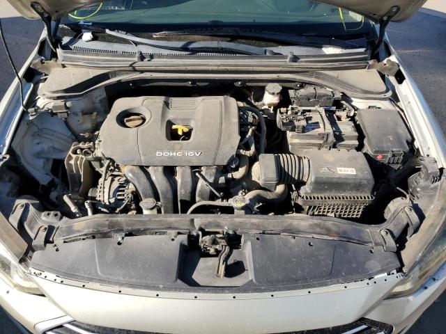 Photo 6 VIN: KMHD84LF3HU164876 - HYUNDAI ELANTRA SE 