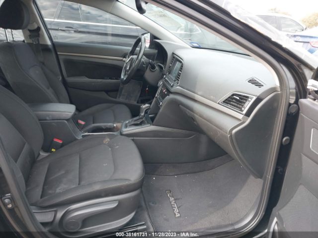 Photo 4 VIN: KMHD84LF3HU248051 - HYUNDAI ELANTRA 