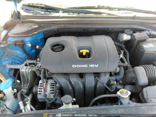 Photo 9 VIN: KMHD84LF3HU300987 - HYUNDAI ELANTRA 