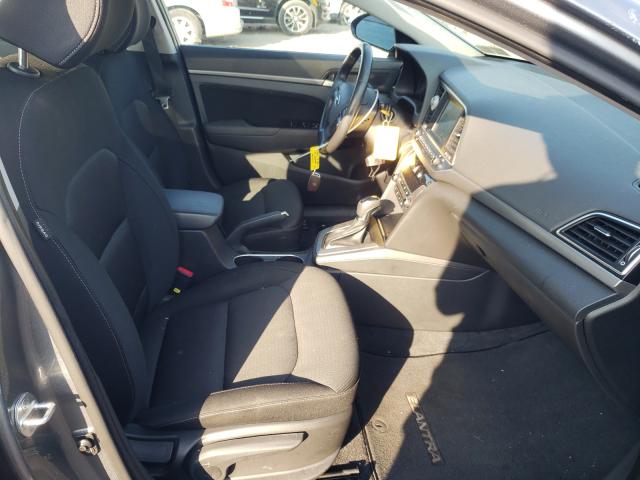 Photo 4 VIN: KMHD84LF3HU301590 - HYUNDAI ELANTRA SE 