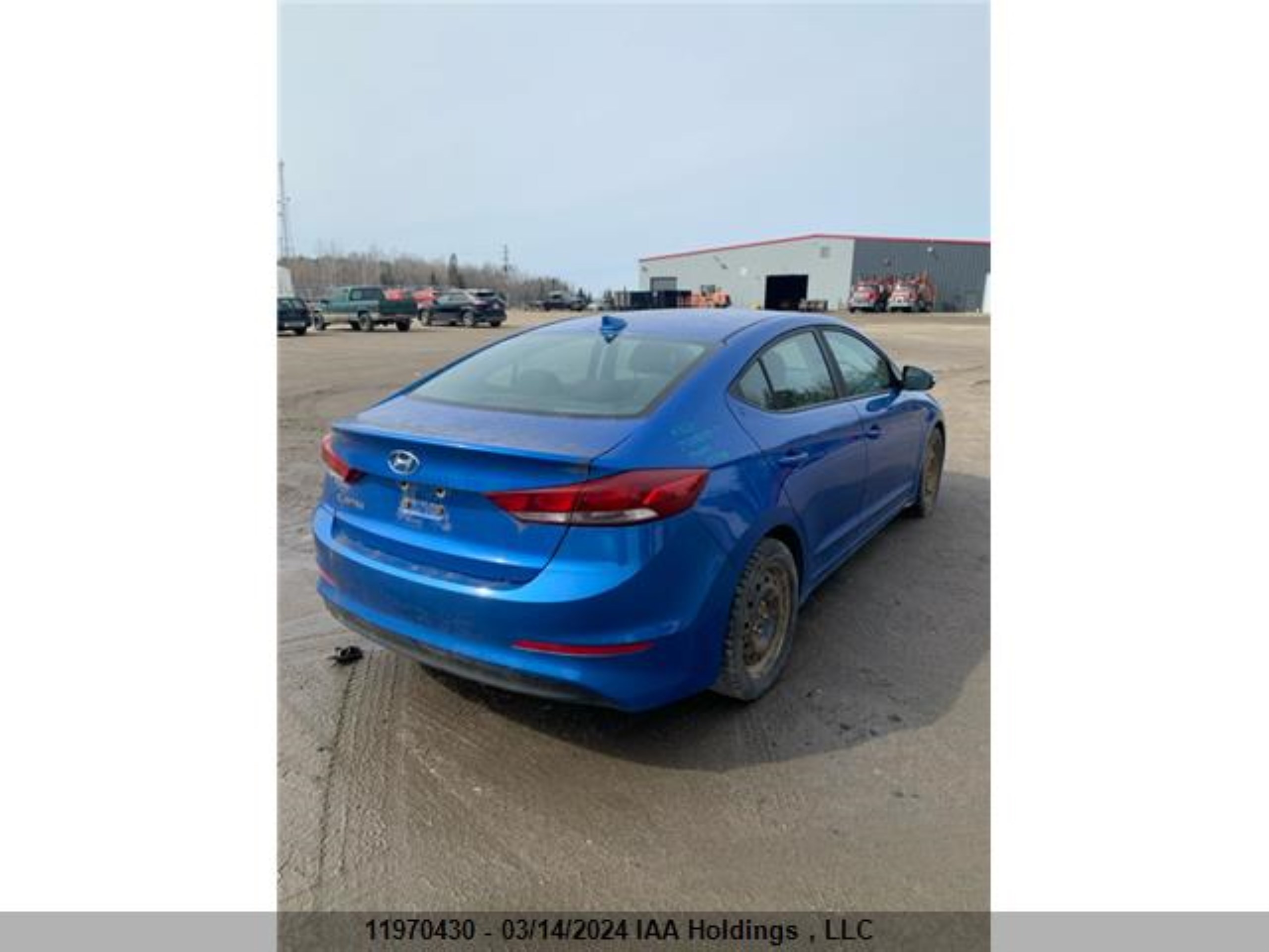 Photo 2 VIN: KMHD84LF3HU340549 - HYUNDAI ELANTRA 