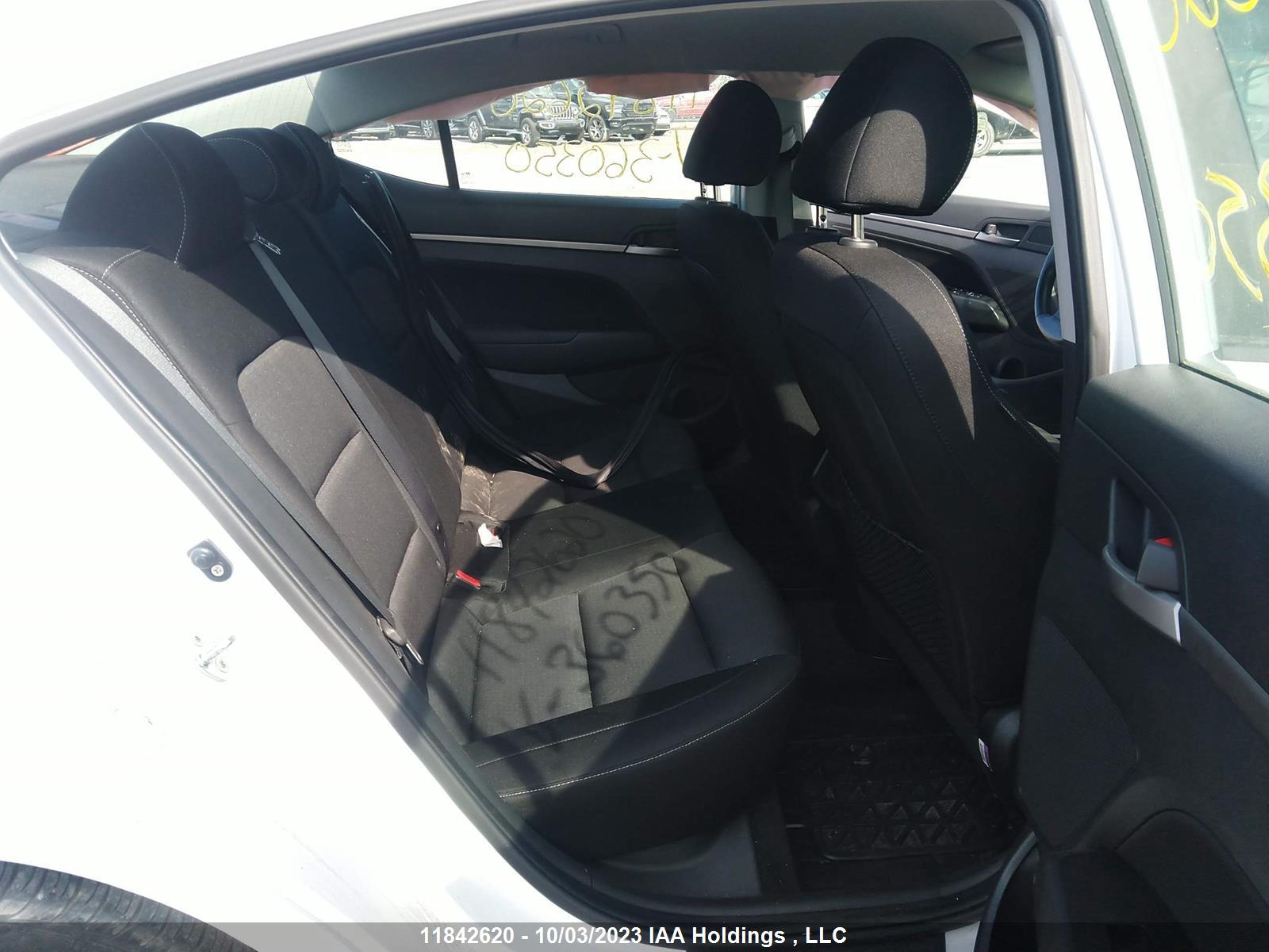 Photo 7 VIN: KMHD84LF3HU360350 - HYUNDAI ELANTRA 