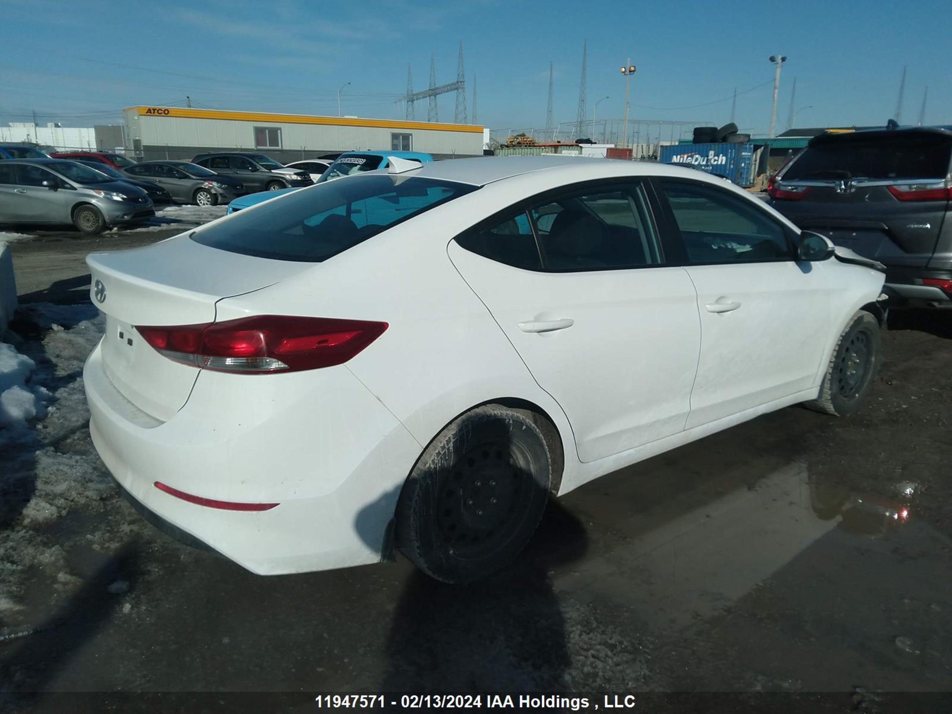 Photo 3 VIN: KMHD84LF3HU398452 - HYUNDAI ELANTRA 