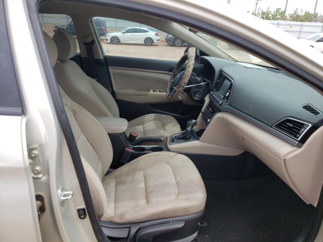 Photo 4 VIN: KMHD84LF3HU402600 - HYUNDAI ELANTRA SE 