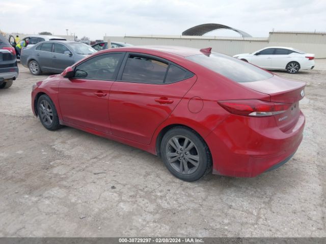 Photo 2 VIN: KMHD84LF3HU410728 - HYUNDAI ELANTRA 