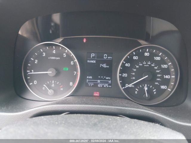 Photo 6 VIN: KMHD84LF3HU410728 - HYUNDAI ELANTRA 