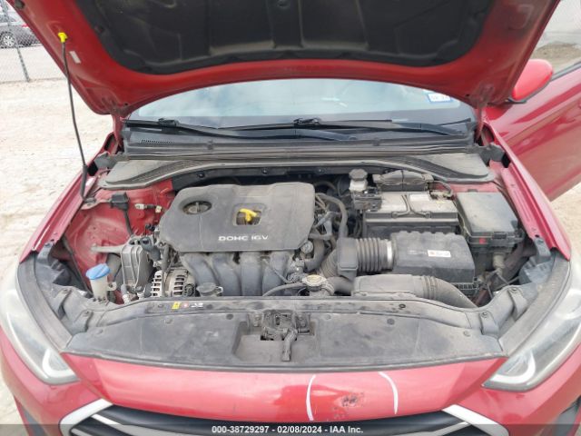 Photo 9 VIN: KMHD84LF3HU410728 - HYUNDAI ELANTRA 