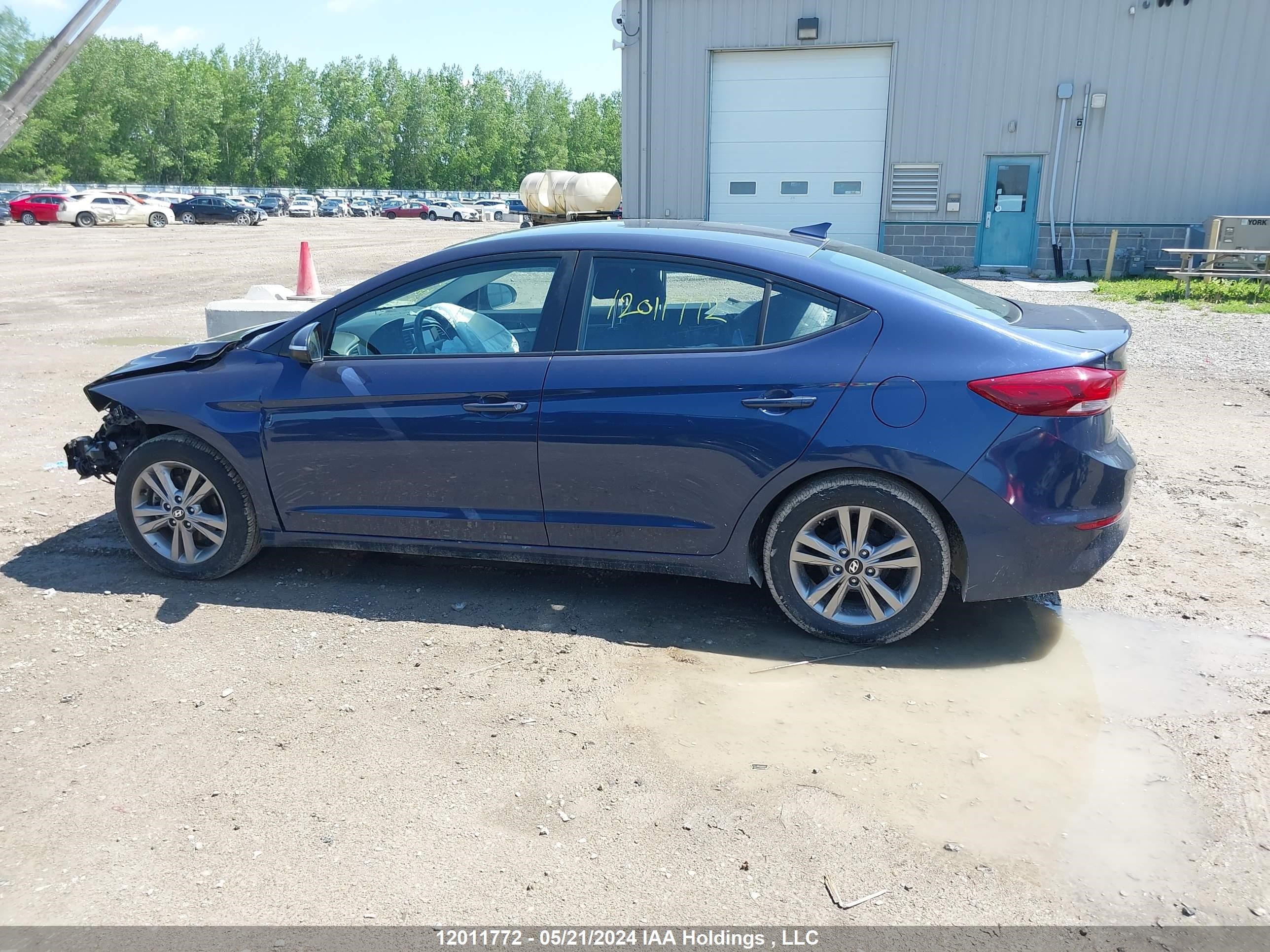 Photo 14 VIN: KMHD84LF3JU480137 - HYUNDAI ELANTRA 