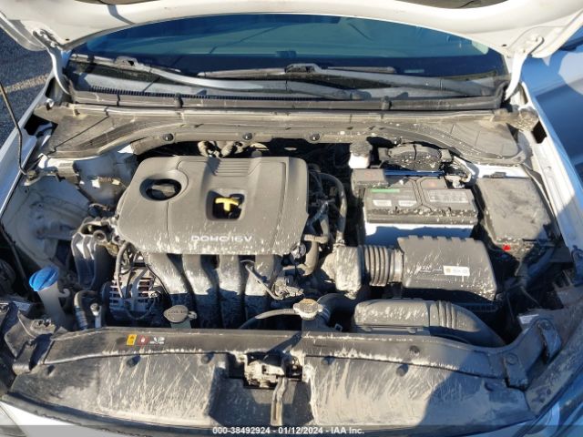 Photo 9 VIN: KMHD84LF3JU505540 - HYUNDAI ELANTRA 