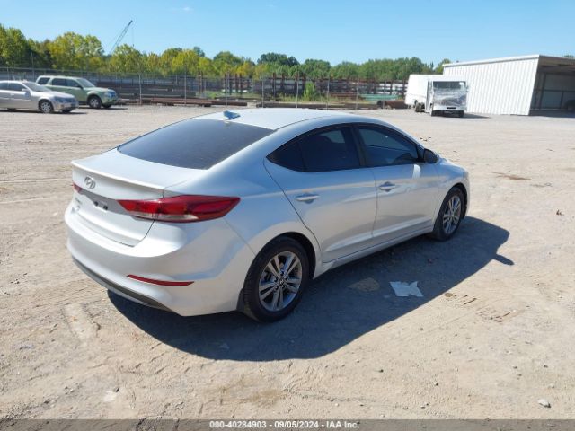 Photo 3 VIN: KMHD84LF3JU574244 - HYUNDAI ELANTRA 