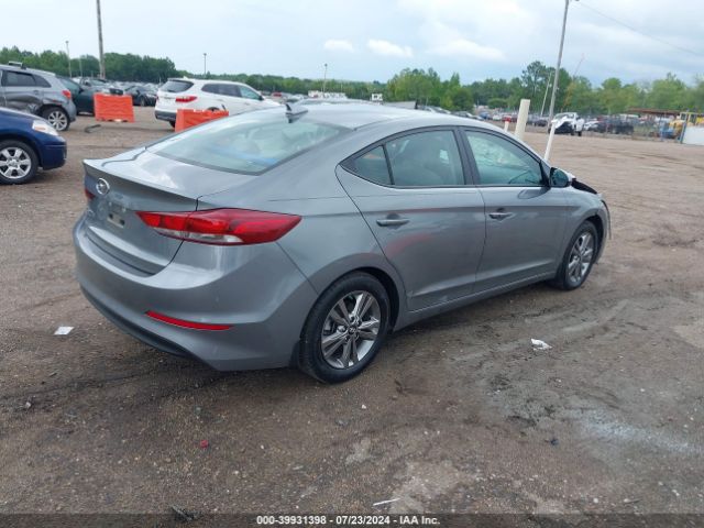 Photo 3 VIN: KMHD84LF3JU607145 - HYUNDAI ELANTRA 