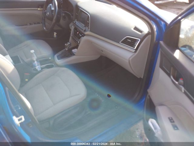 Photo 4 VIN: KMHD84LF3JU609185 - HYUNDAI ELANTRA 