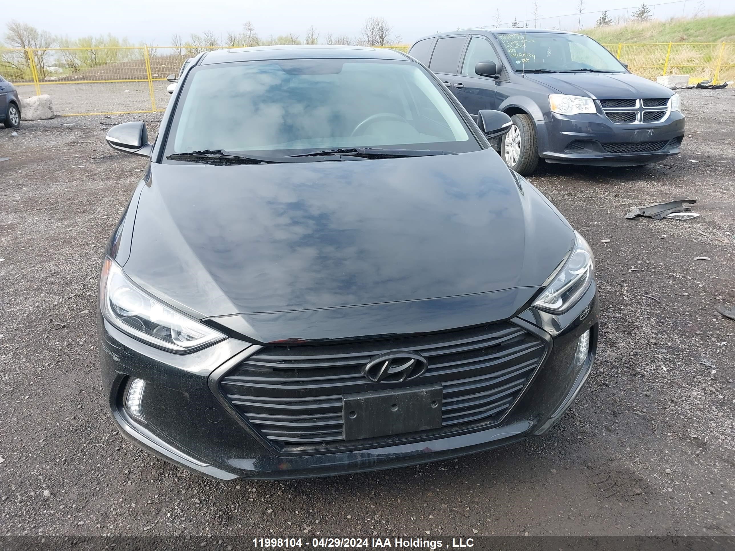 Photo 11 VIN: KMHD84LF3JU657558 - HYUNDAI ELANTRA 