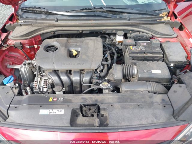 Photo 9 VIN: KMHD84LF3KU737931 - HYUNDAI ELANTRA 