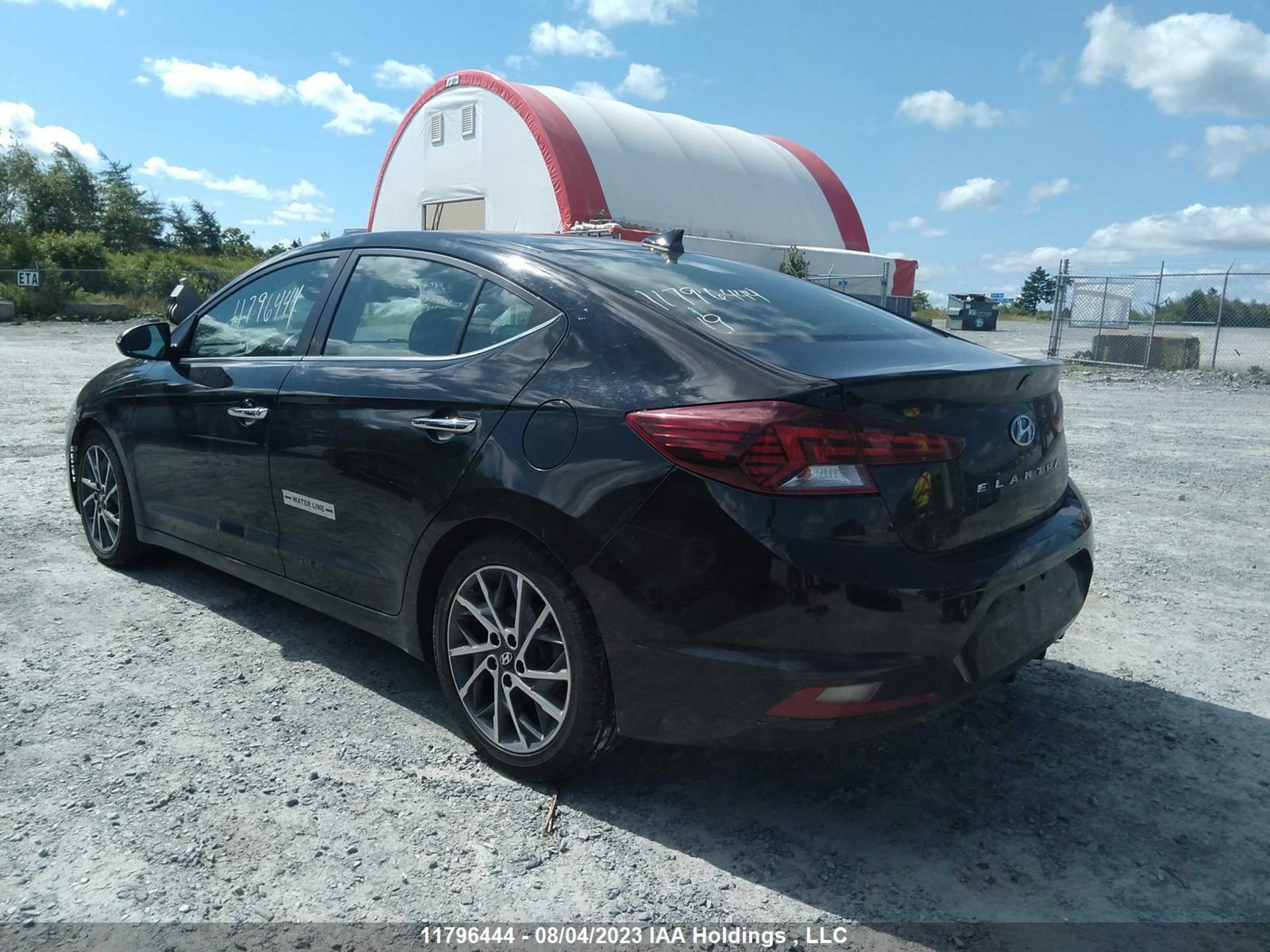 Photo 2 VIN: KMHD84LF3KU748749 - HYUNDAI ELANTRA SE 