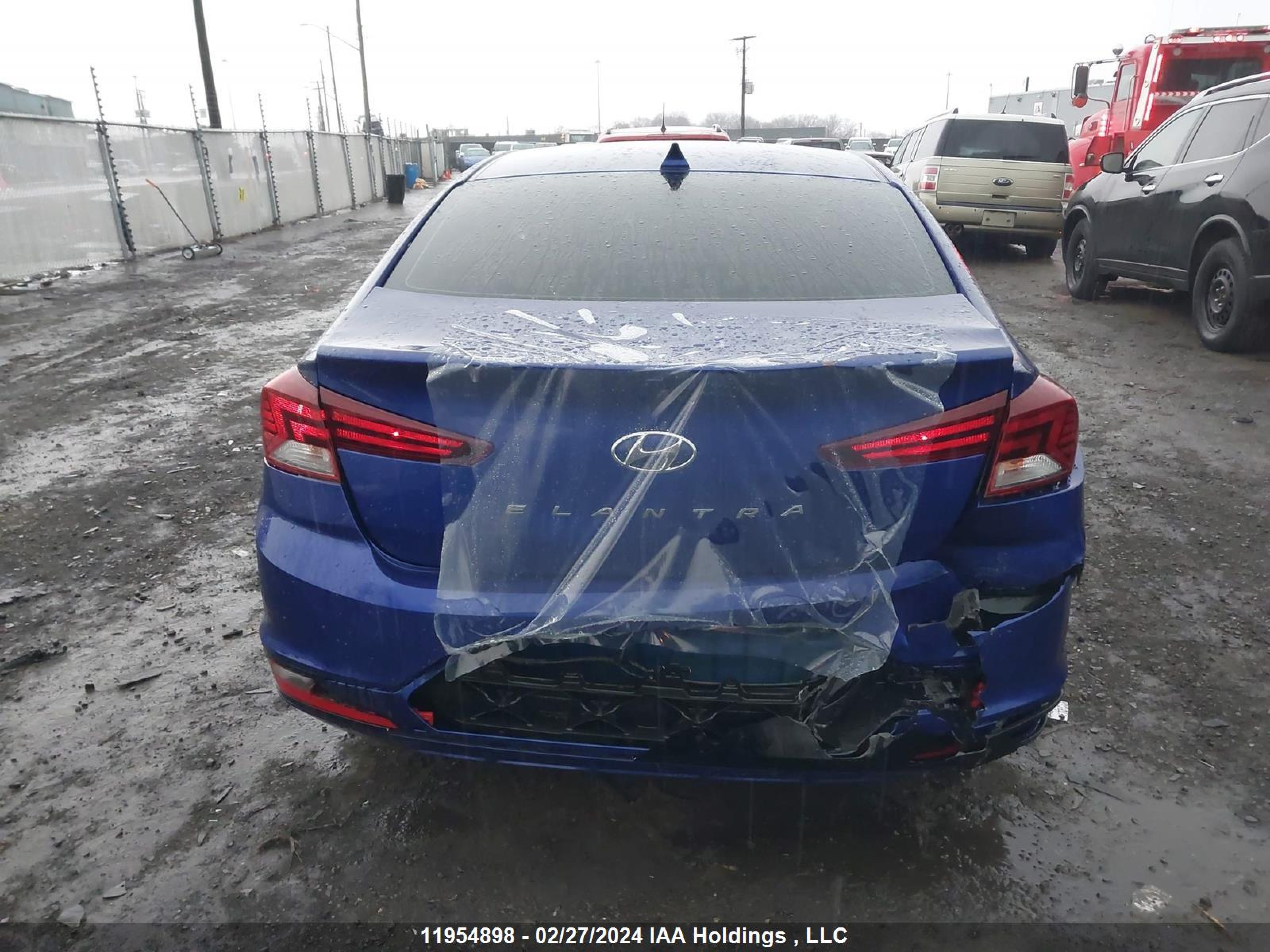 Photo 16 VIN: KMHD84LF3KU771576 - HYUNDAI ELANTRA 