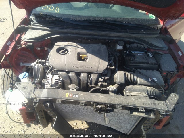 Photo 9 VIN: KMHD84LF3KU781900 - HYUNDAI ELANTRA 