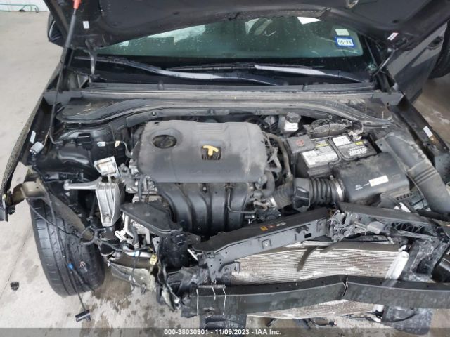 Photo 9 VIN: KMHD84LF3KU787745 - HYUNDAI ELANTRA 