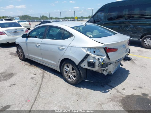 Photo 2 VIN: KMHD84LF3KU843666 - HYUNDAI ELANTRA 