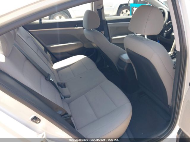 Photo 7 VIN: KMHD84LF3KU843666 - HYUNDAI ELANTRA 