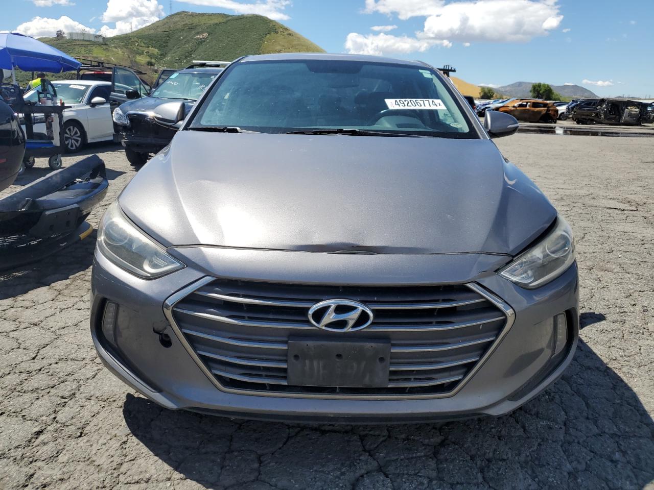 Photo 4 VIN: KMHD84LF4HU185963 - HYUNDAI ELANTRA 