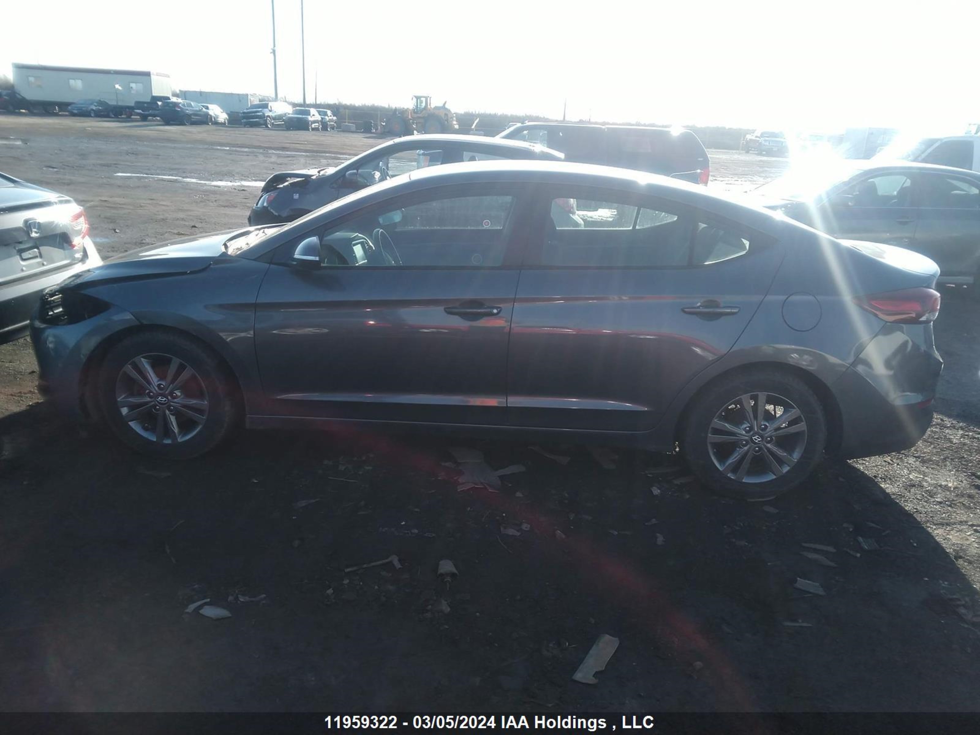 Photo 13 VIN: KMHD84LF4HU207993 - HYUNDAI ELANTRA 