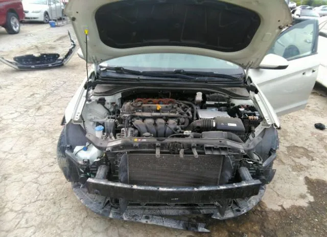 Photo 9 VIN: KMHD84LF4HU226074 - HYUNDAI ELANTRA 