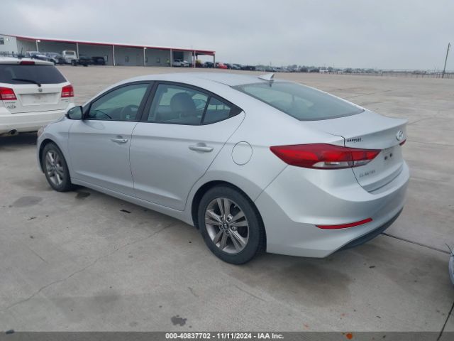 Photo 2 VIN: KMHD84LF4HU245952 - HYUNDAI ELANTRA 