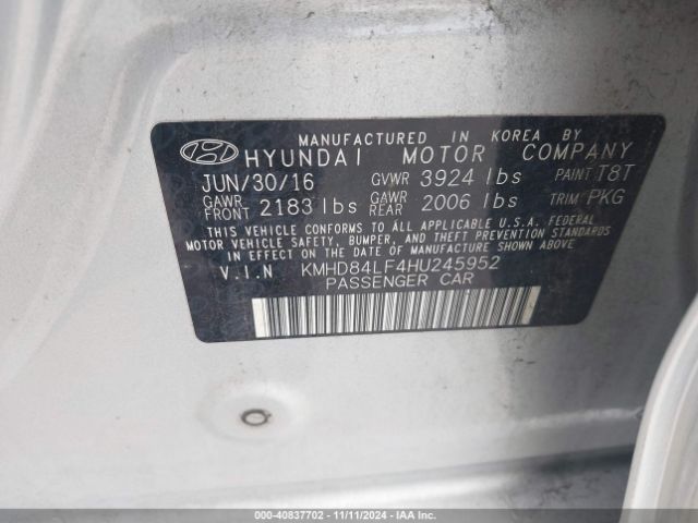 Photo 8 VIN: KMHD84LF4HU245952 - HYUNDAI ELANTRA 